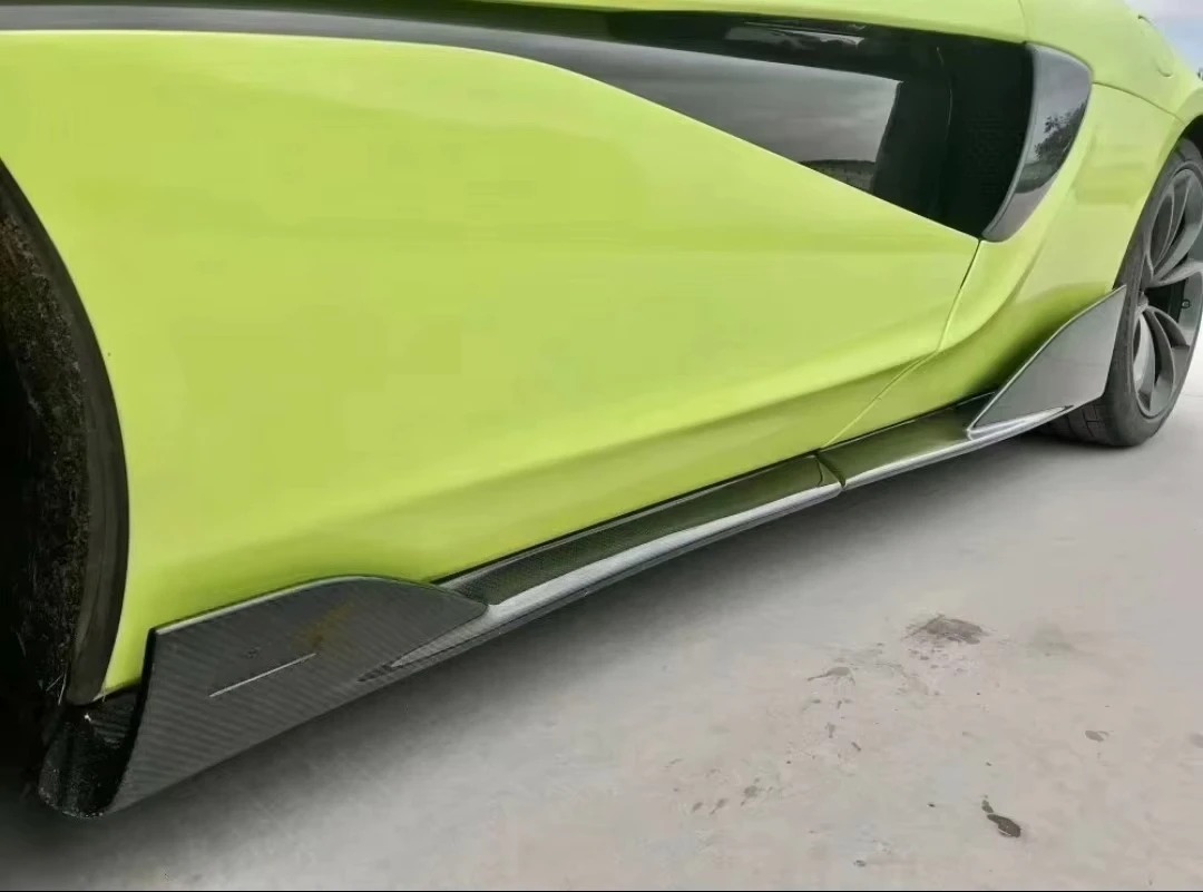 High Quality Fast Delivery Whole Sale Price Dry Carbon Fiber 600LT Side Skirt Body Kits for  540-570S